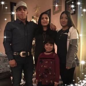 Meet your Posher, Delia